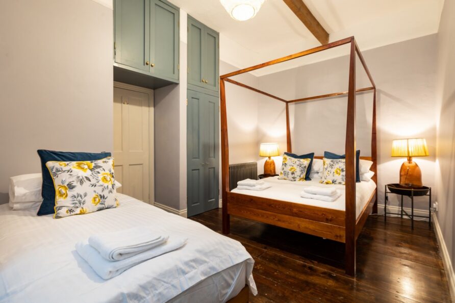 Upside Lodge